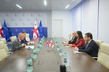 მარიამ ქვრივიშვილმა დიდი ბრიტანეთის ელჩთან ორმხრივი ურთიერთობის პრიორიტეტული მიმართულებები განიხილა